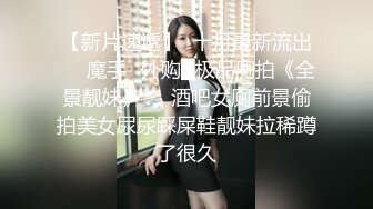 甜美妹子，掰穴近距离口交骑乘后入大力猛操