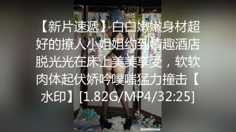 家里有个气质老婆就是爽啊 躺着享受一袭黑衣苗条好身材