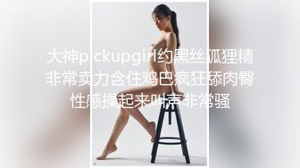 熟女人妻 在家光着屁屁吃大洋吊 展示她一流的口活 边吃边摸逼 最后口爆吃精