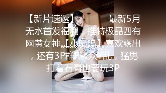 【极品稀缺家庭摄像头】调皮女友和闺蜜一起调教精瘦男友 暴起 两骚货美女被挨个推倒 扛腿挨个操 (1)