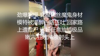 长相清纯可人的极品妹子，脱衣服全裸跳蛋自慰，阴道口流了白浆尽显迷人身材