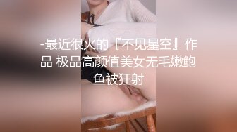 长裙高跟美女这是憋了多久