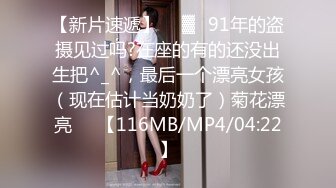 丈母娘疼女婿在家激情啪啪给狼友看，口交大鸡巴让小哥吃奶舔逼舔菊花精彩又刺激，淫声荡语不断