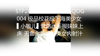 野狼出击和颜值不错炮友浴室啪啪，再到床上69姿势互舔上位骑坐猛操