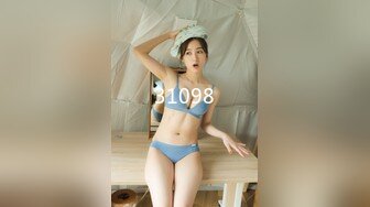 【新片速遞】  性感黑丝美腿女秘书✅极品身材的OL女秘书巨乳柳腰丰臀 衣服还没脱完被后入一边打屁股一边辱骂用力操 喷了一床