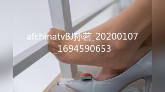 STP25097 每晚精品不断，极品靓丽少妇，缺钱兼职赚外快，浪叫震天小伙爽歪歪高潮了 VIP2209